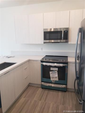 Foto del edificio - 10222 NW 64th St