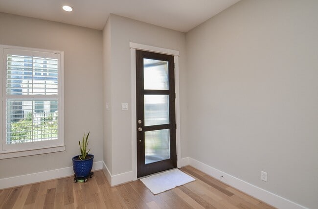 Building Photo - 12551 Malachite Wy