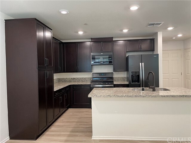 Foto del edificio - 7155 Citrus Ave