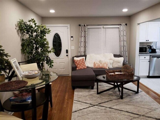 Foto del edificio - 2602 Macon Dr SW