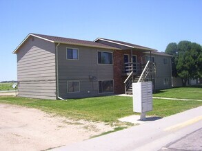 Building Photo - 250 Applewood Ct