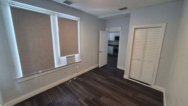 Foto del edificio - 3112 N 16th St