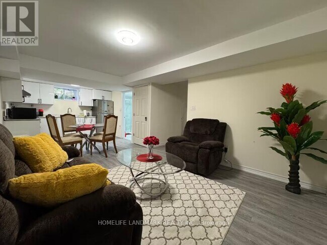 Photo du bâtiment - 50 Addison St