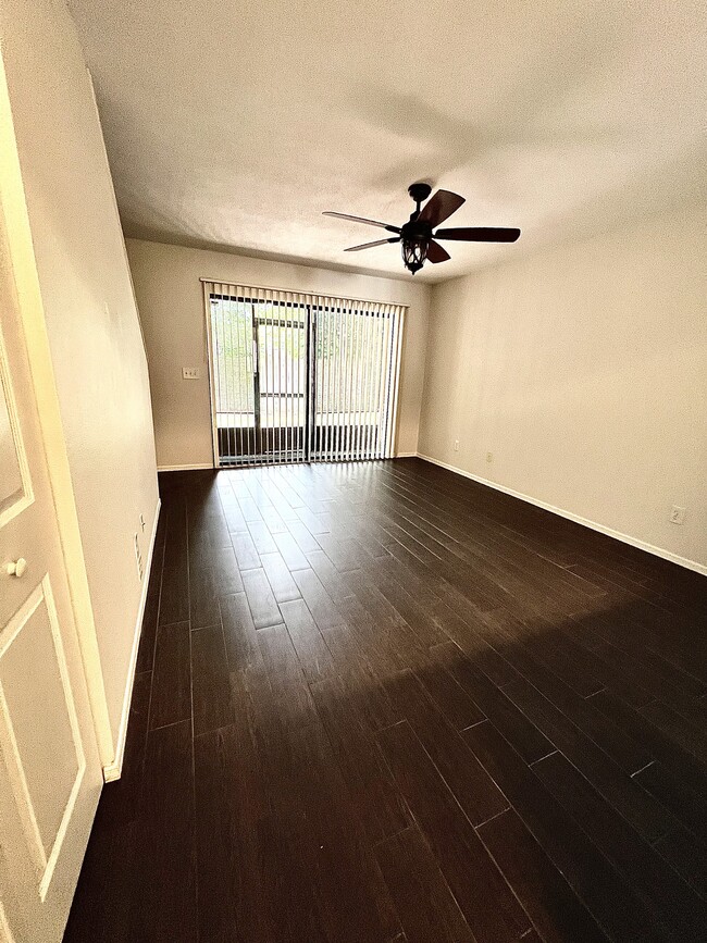 Living Room - 1476 Highland Ridge Cir