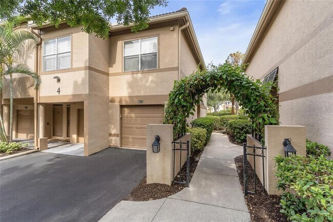 Foto del edificio - 833 Normandy Trace Rd