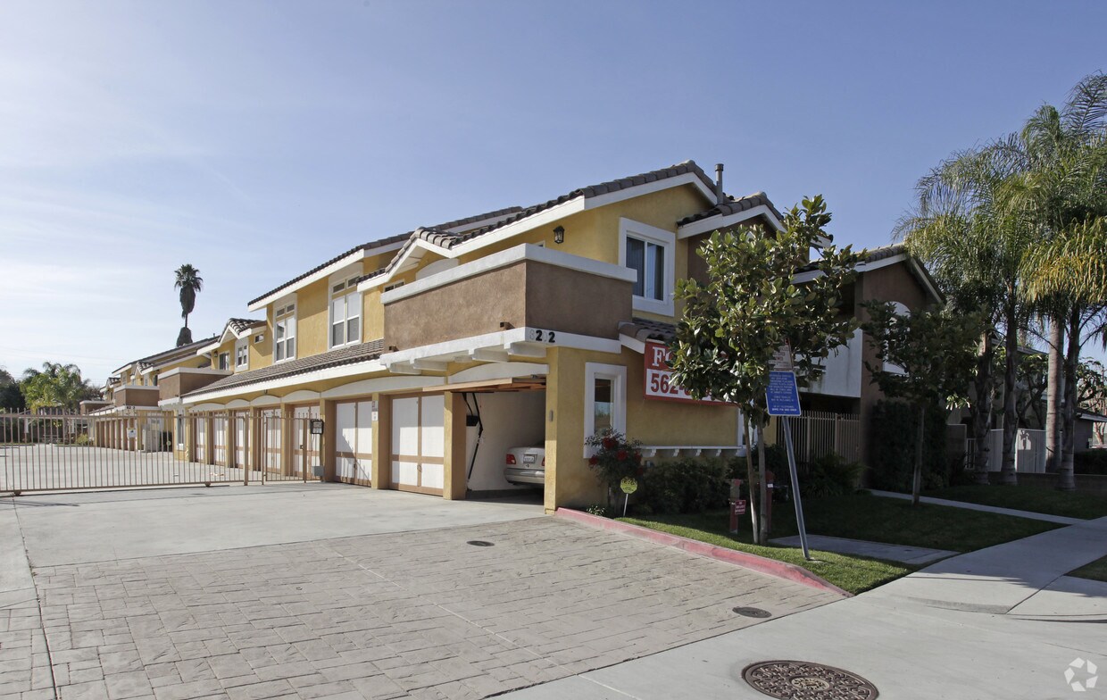 82028212 Artesia Blvd, Buena Park, CA 90621 Apartments in Buena Park