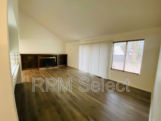 Building Photo - 1710 Quincey Ln