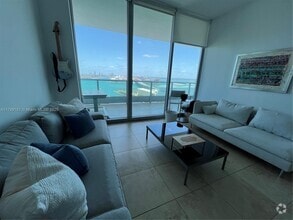 Building Photo - 900 Biscayne Blvd