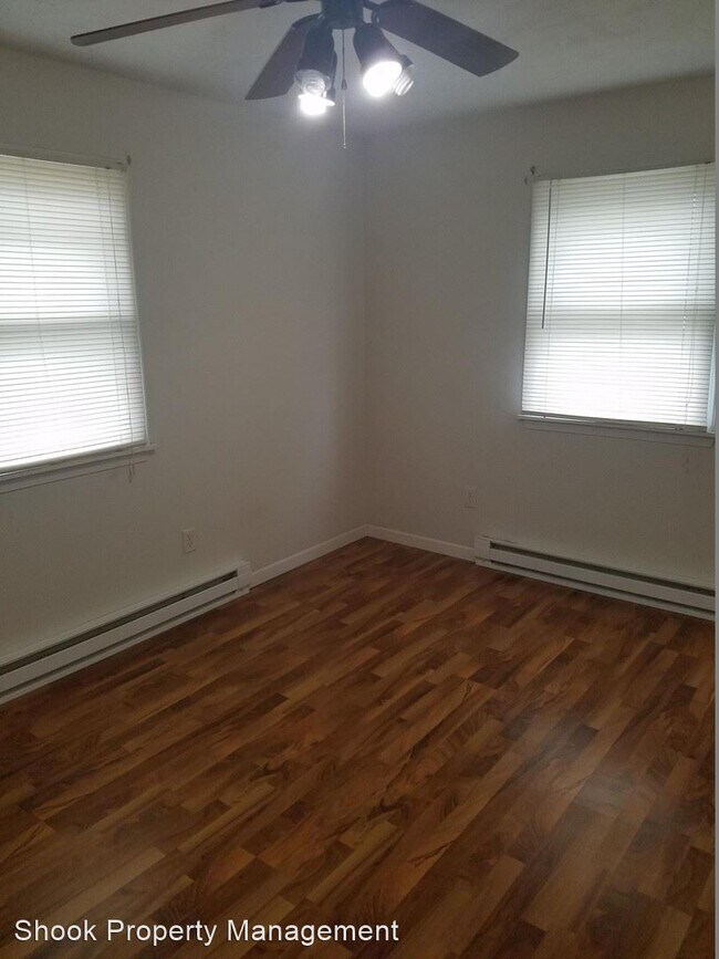 Building Photo - 3 br, 1 bath House - 514 Kerkhoff Ave