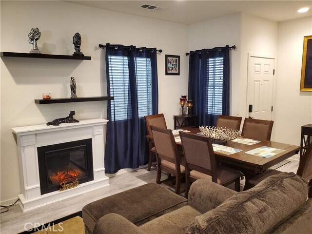 Foto del edificio - 27440 Red Rock Rd