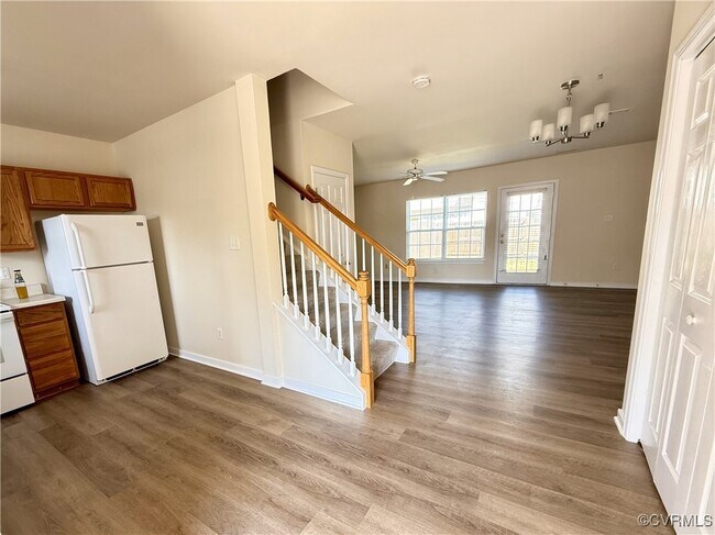 Foto del edificio - 2820 Goyne Loop