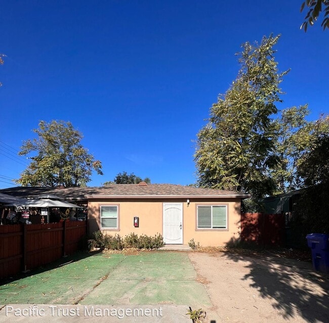 Building Photo - 2 br, 1 bath House - 3587 Wallace St