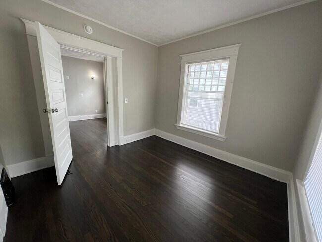 Foto del edificio - 607 Fulton St E