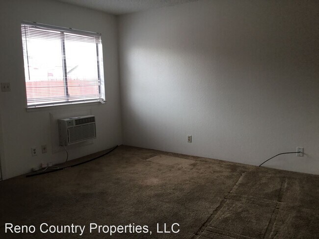 Building Photo - 1 br, 1 bath House - 1015 Locust Unit A