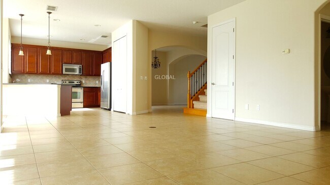 Foto del edificio - Elegant 4-Bedroom Home in Gated Eagle Creek with Resort-Style Amenities