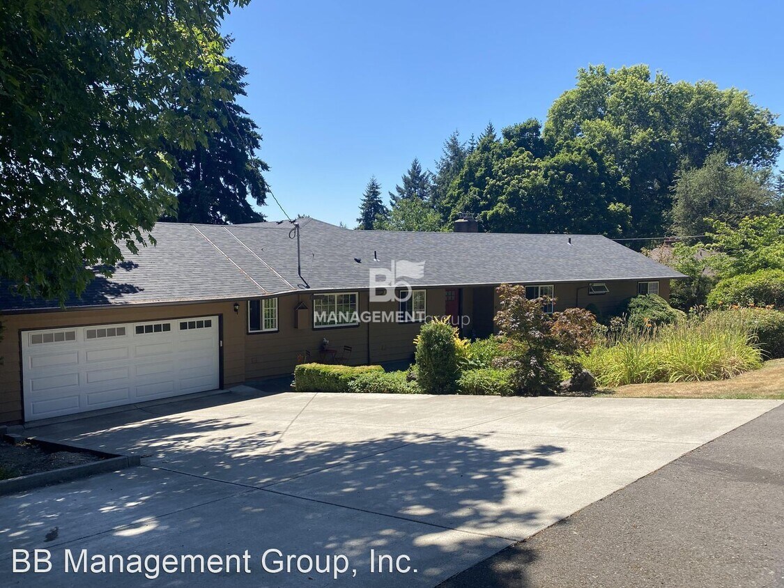 Primary Photo - 4 br, 3.5 bath House - 12362 NW Coleman Drive