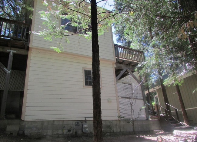 Building Photo - 976 Berne Dr