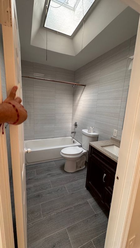 Foto del edificio - 6319 Mershon St