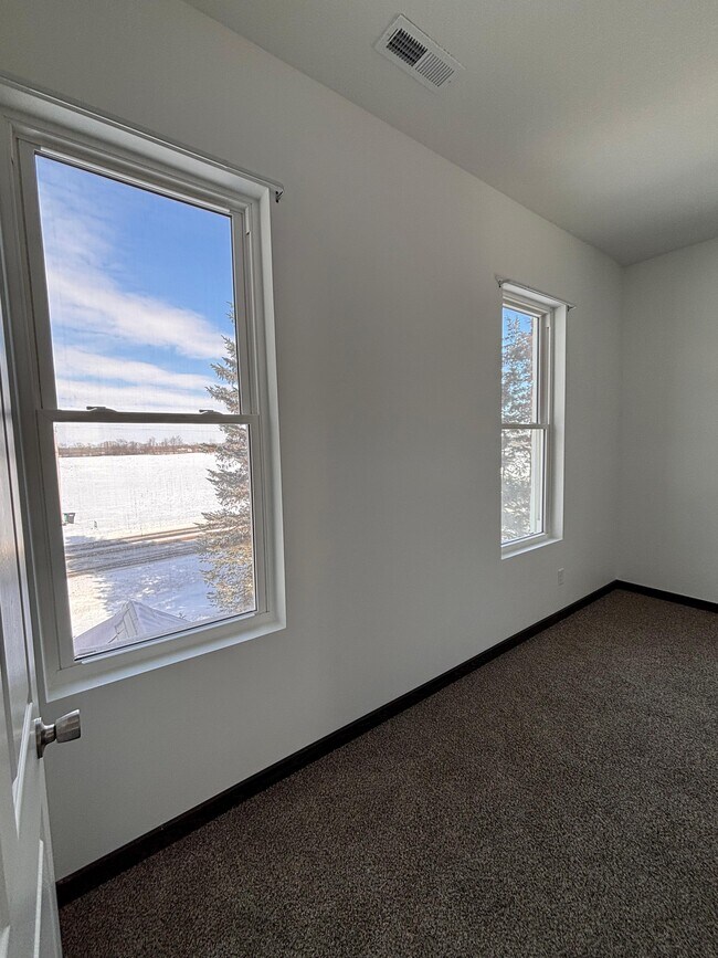 Foto del edificio - 7058 IN-8