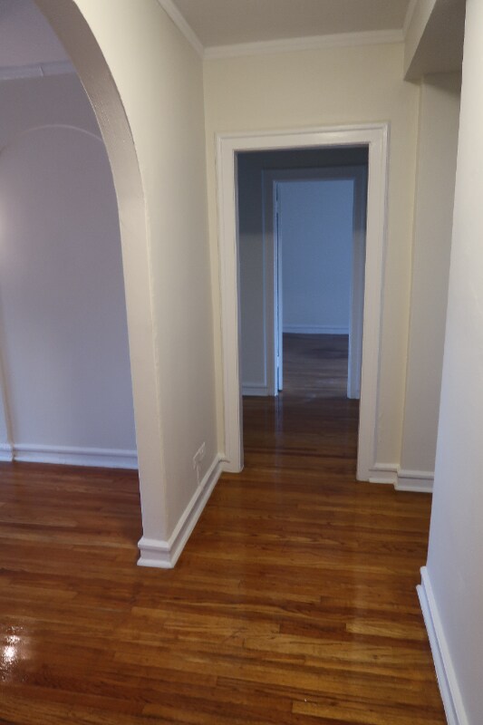 Building Photo - 426 W Briar Pl