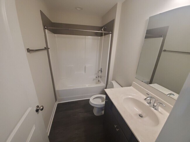 Foto del edificio - 270 Angel Oak Dr