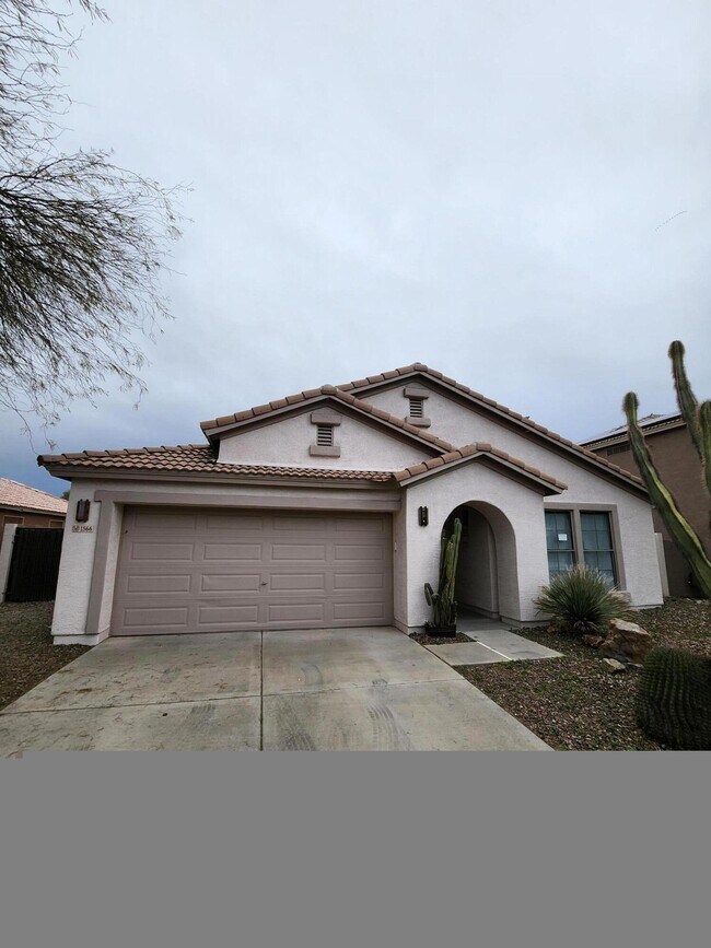 Foto del edificio - 1566 Desert Willow Ave