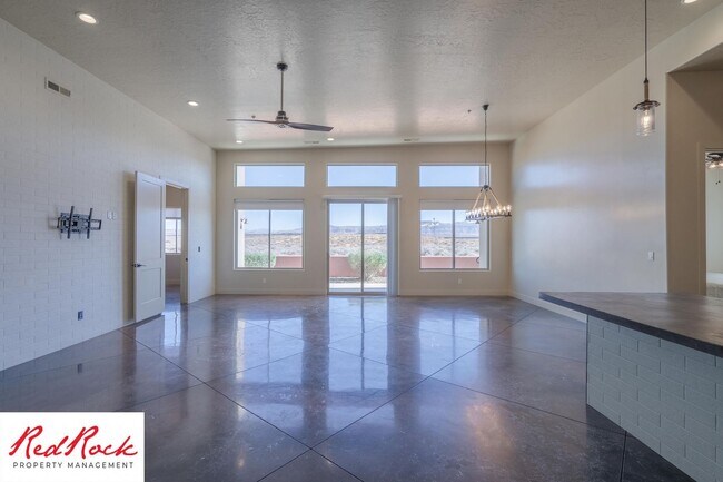 Foto del edificio - 4 Bedroom Luxury Home Near Sand Hollow
