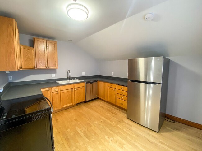 Foto del edificio - 3774-3776 E. Armour Ave. (Duplex)