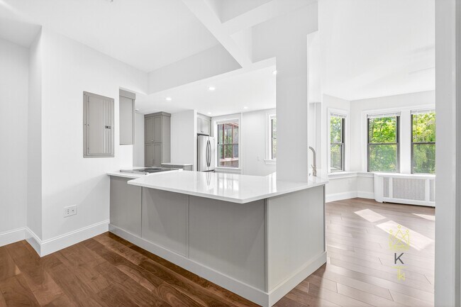 Building Photo - 34 A Park St