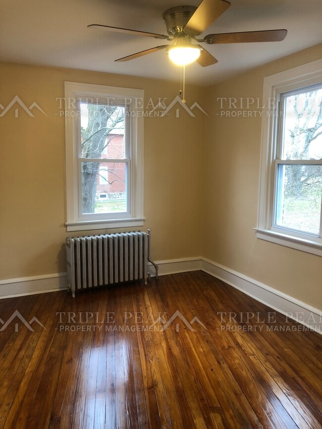 Building Photo - 74 Bartram Ave