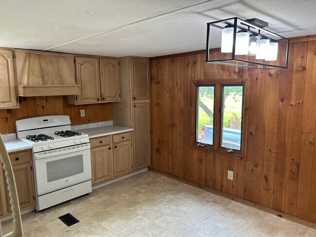 Building Photo - 7504 NY-177