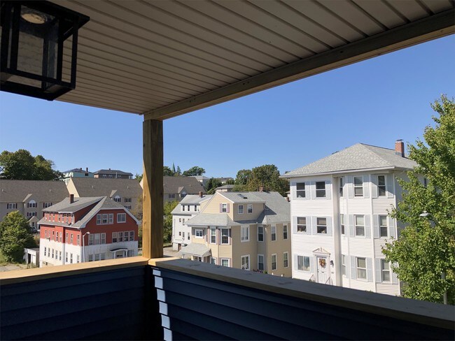 Building Photo - 56 Cohasset St