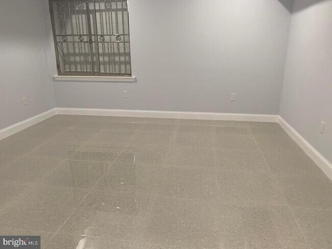 Foto del edificio - 645 N 12th St