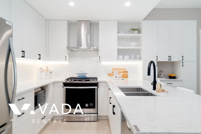 Building Photo - ERA 1 Bed Apartment For Rent 401-22226 Bro...
