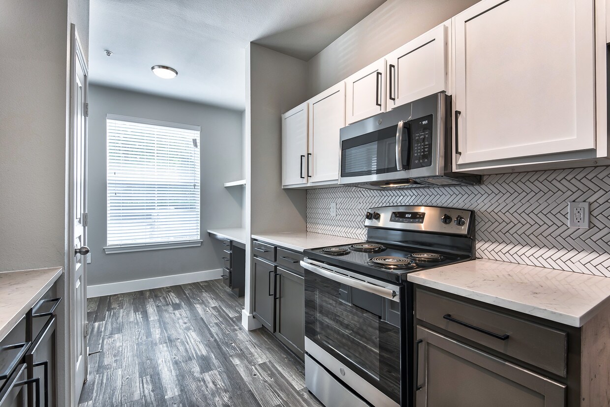 Asheville at Spring Branch Apartments Houston, TX