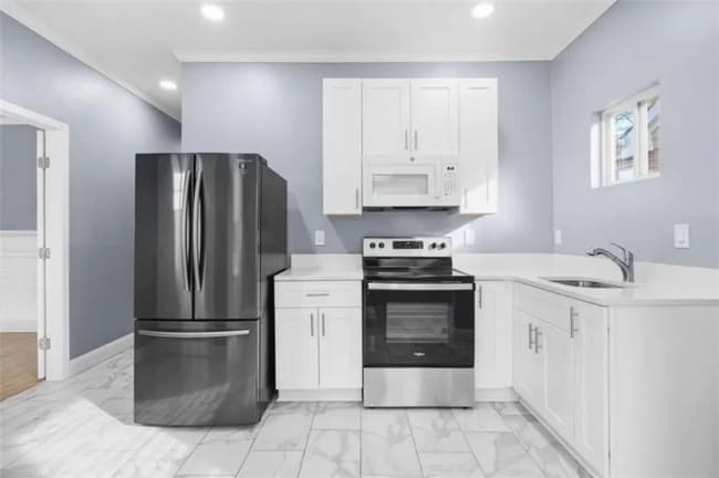 Photo - 609 Parsons St SW Apartment