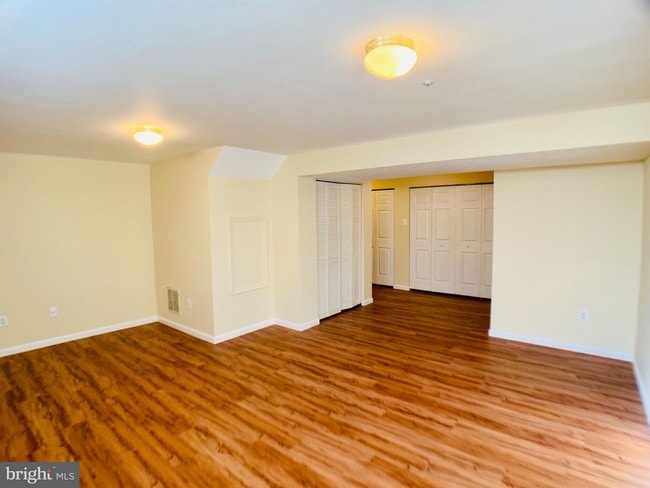 Foto del edificio - 5215 Torrington Cir