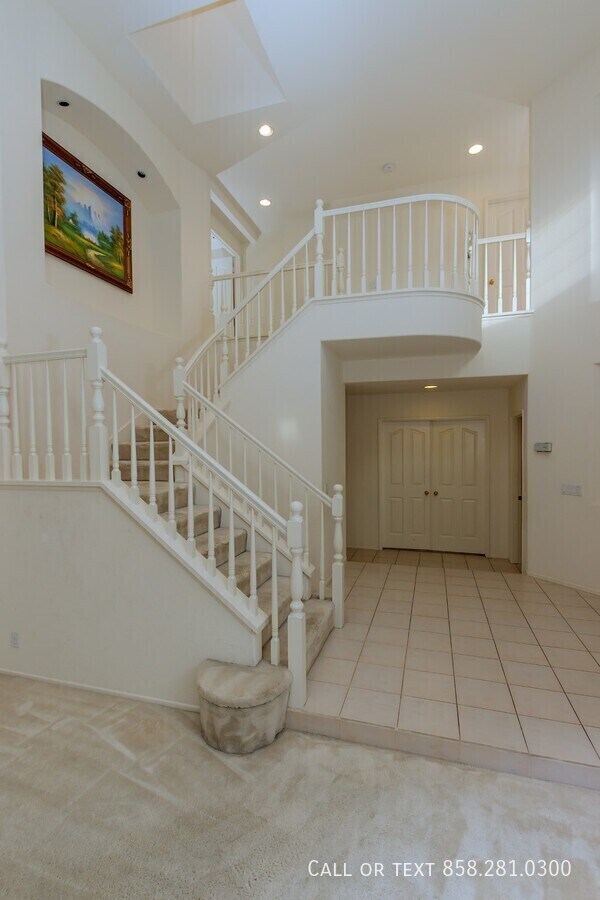 Foto del edificio - 8238 Guppy Ct