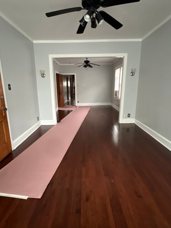 Foto del edificio - 2323 N Latrobe Ave