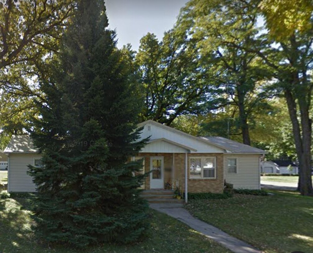 Primary Photo - 127 W 1st St