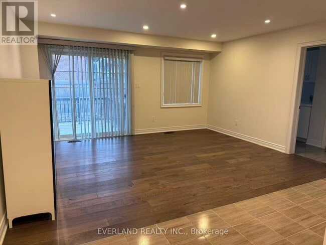 Photo du bâtiment - 4 Creekvalley Ln