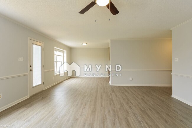 Building Photo - 3 br, 2 bath House - 133 Lansing Dr