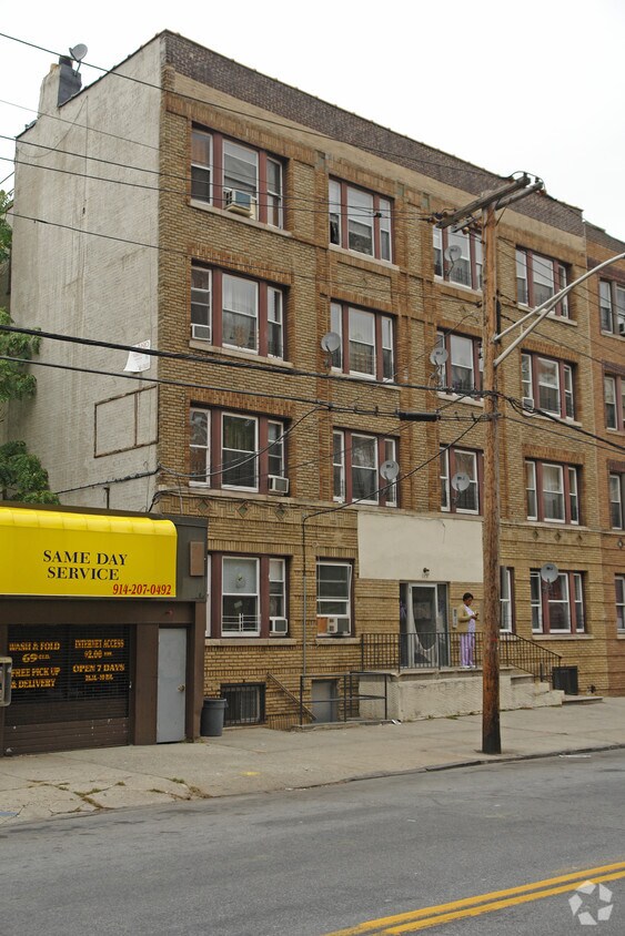 Foto del edificio - 179 Valentine Ln