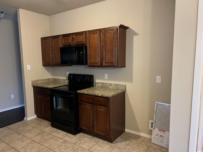 Building Photo - 6320 Lena Dr