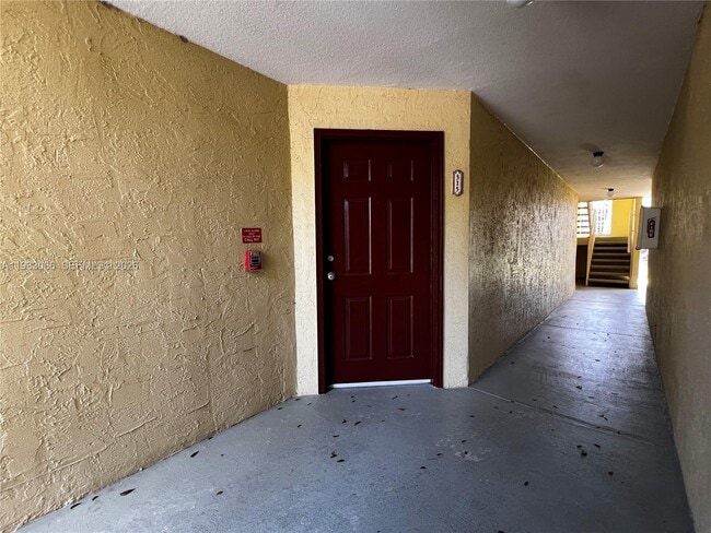 Foto del edificio - 12980 Vista Isles Dr