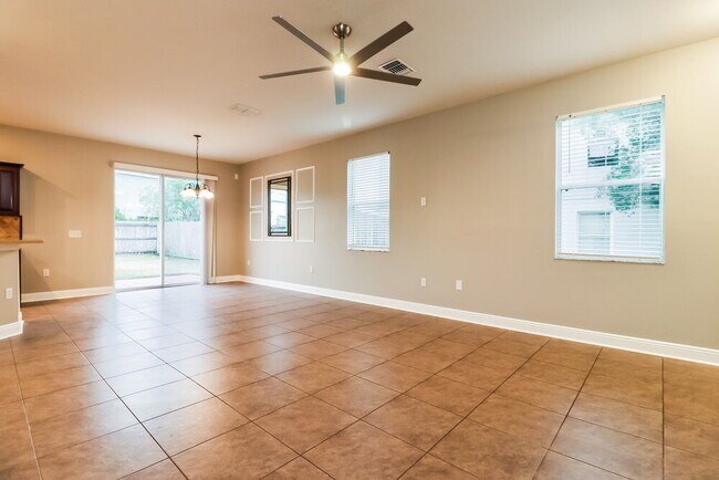 Building Photo - 9548 Simeon Dr