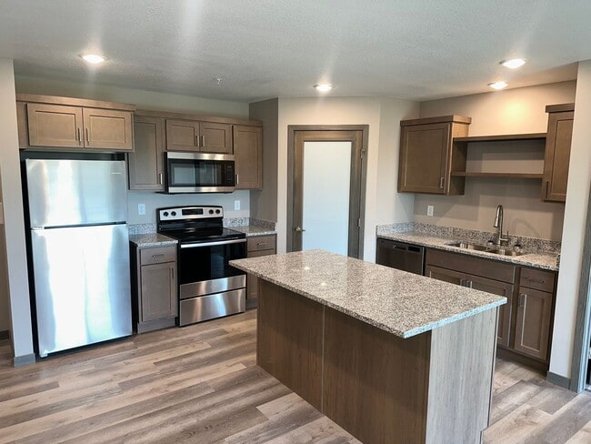 Interior Photo - Wobegon Crossings