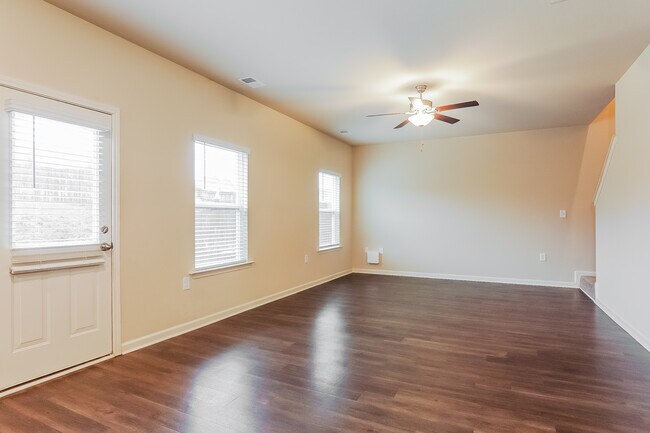 Foto del edificio - 305 Farmhouse Ln, Springville, AL