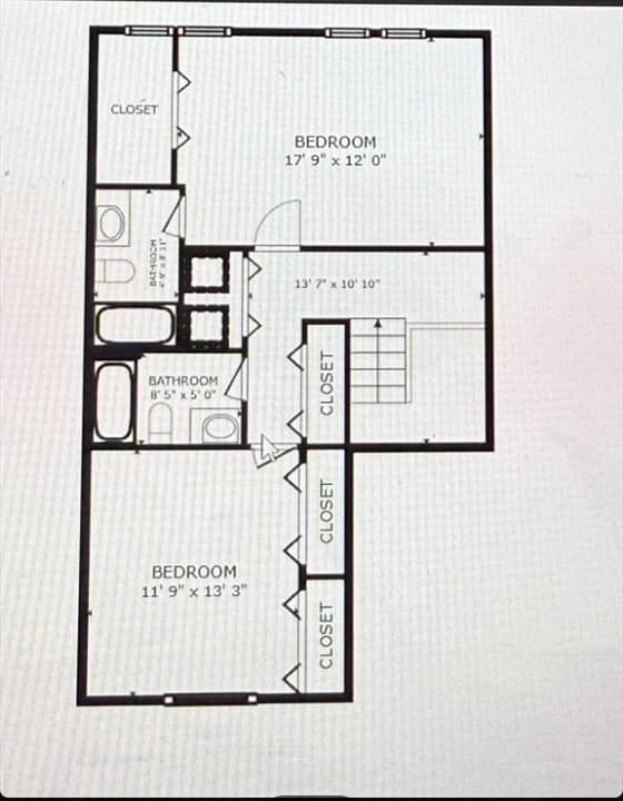 Building Photo - 18 Alden Dr