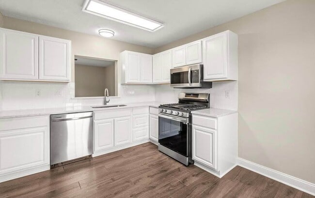 Building Photo - ?Newly Renovated Private Basement Suite – ...